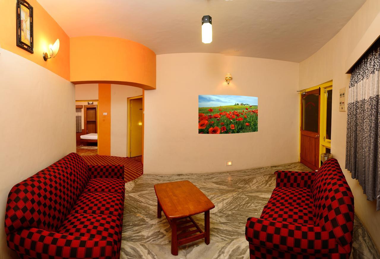 Hotel Grand Palace Kodaikanal Buitenkant foto