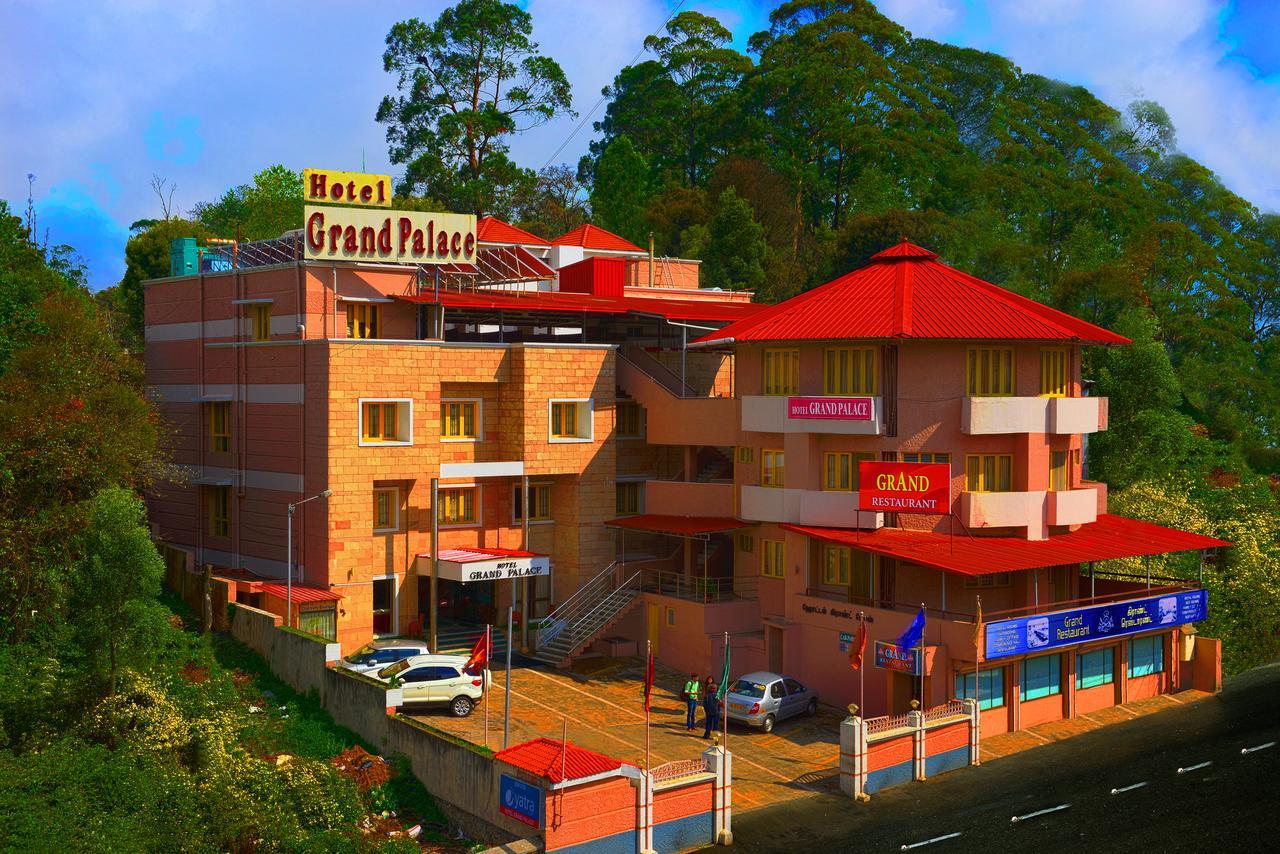 Hotel Grand Palace Kodaikanal Buitenkant foto