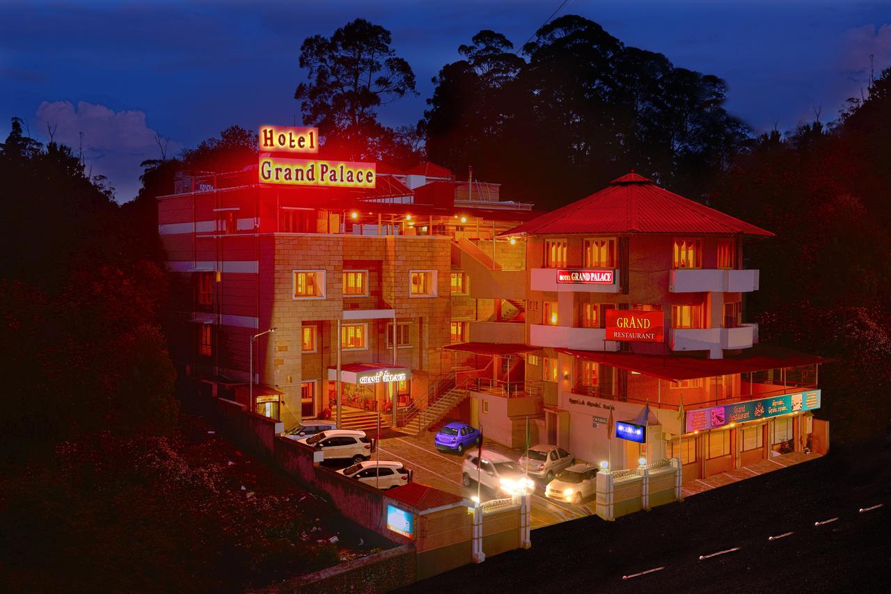 Hotel Grand Palace Kodaikanal Buitenkant foto